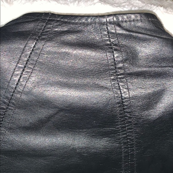 Danier Black Leather Jacket - Picture 13 of 13
